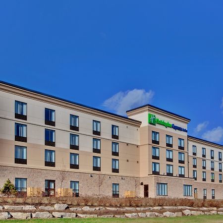 Holiday Inn Express Hotel & Suites Brockville By Ihg Ngoại thất bức ảnh