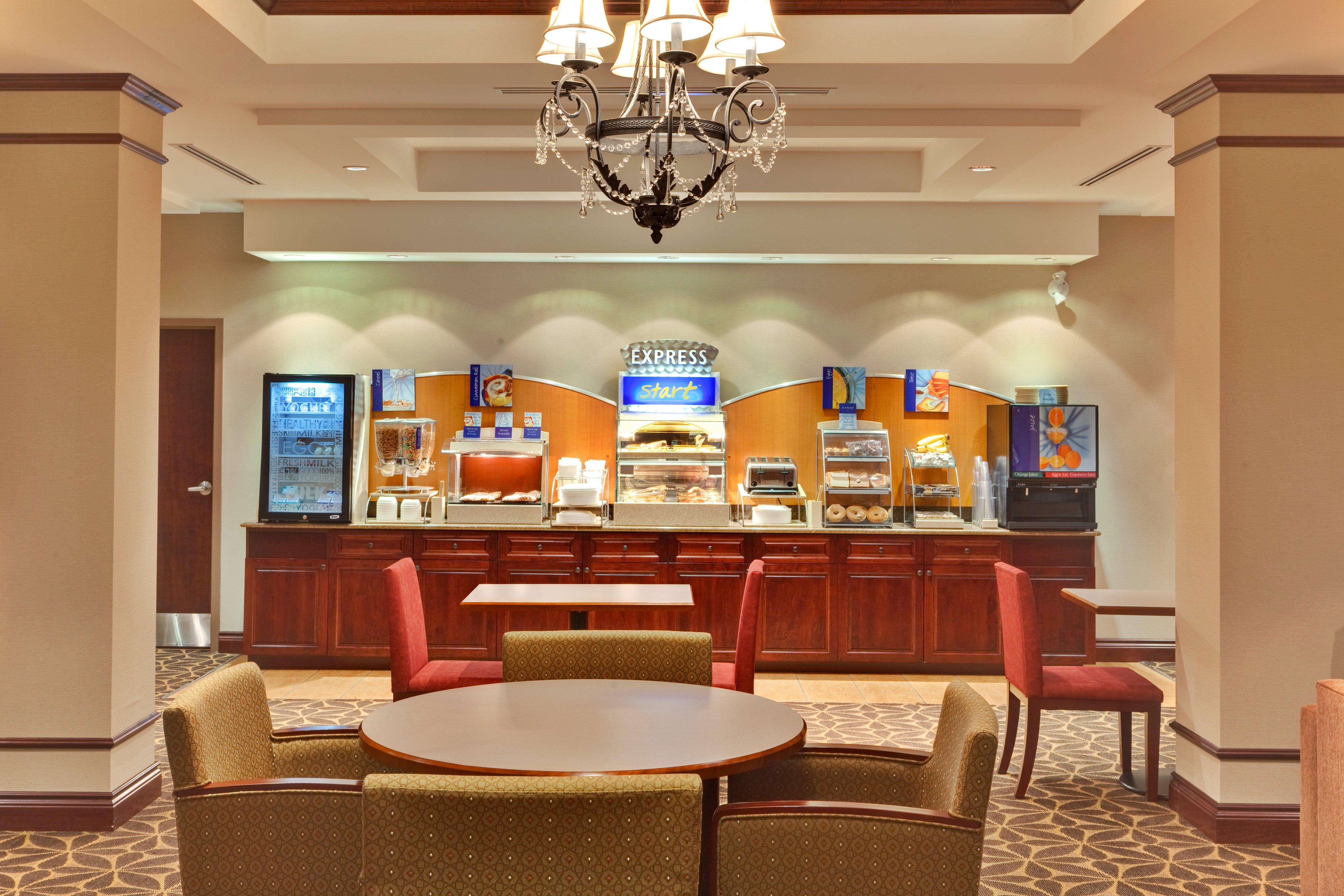 Holiday Inn Express Hotel & Suites Brockville By Ihg Ngoại thất bức ảnh