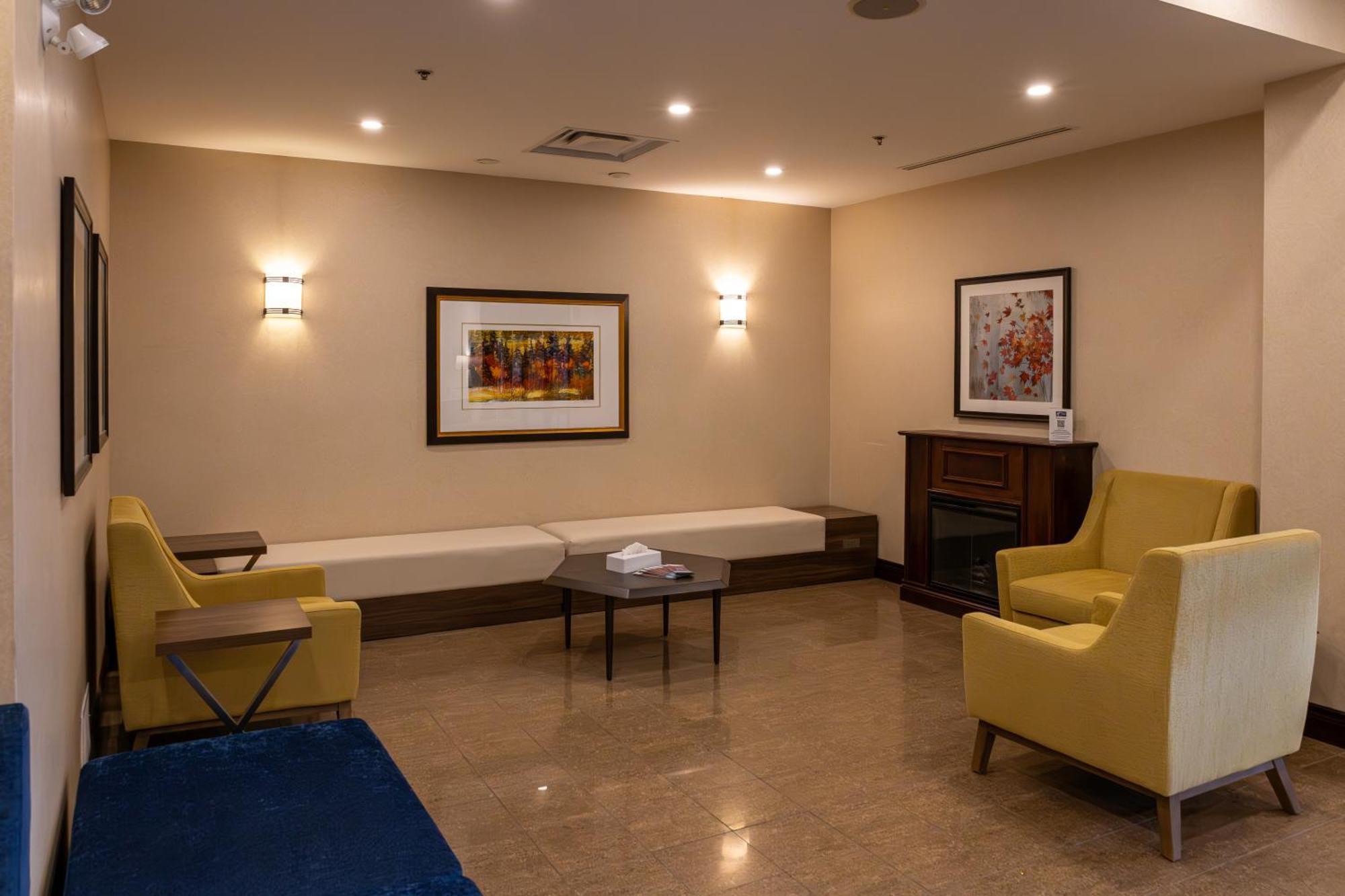 Holiday Inn Express Hotel & Suites Brockville By Ihg Ngoại thất bức ảnh