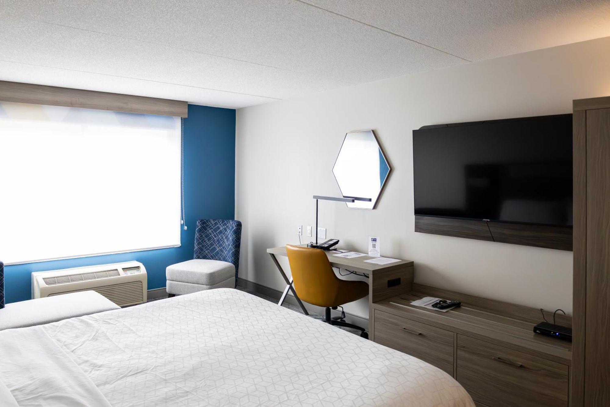 Holiday Inn Express Hotel & Suites Brockville By Ihg Ngoại thất bức ảnh