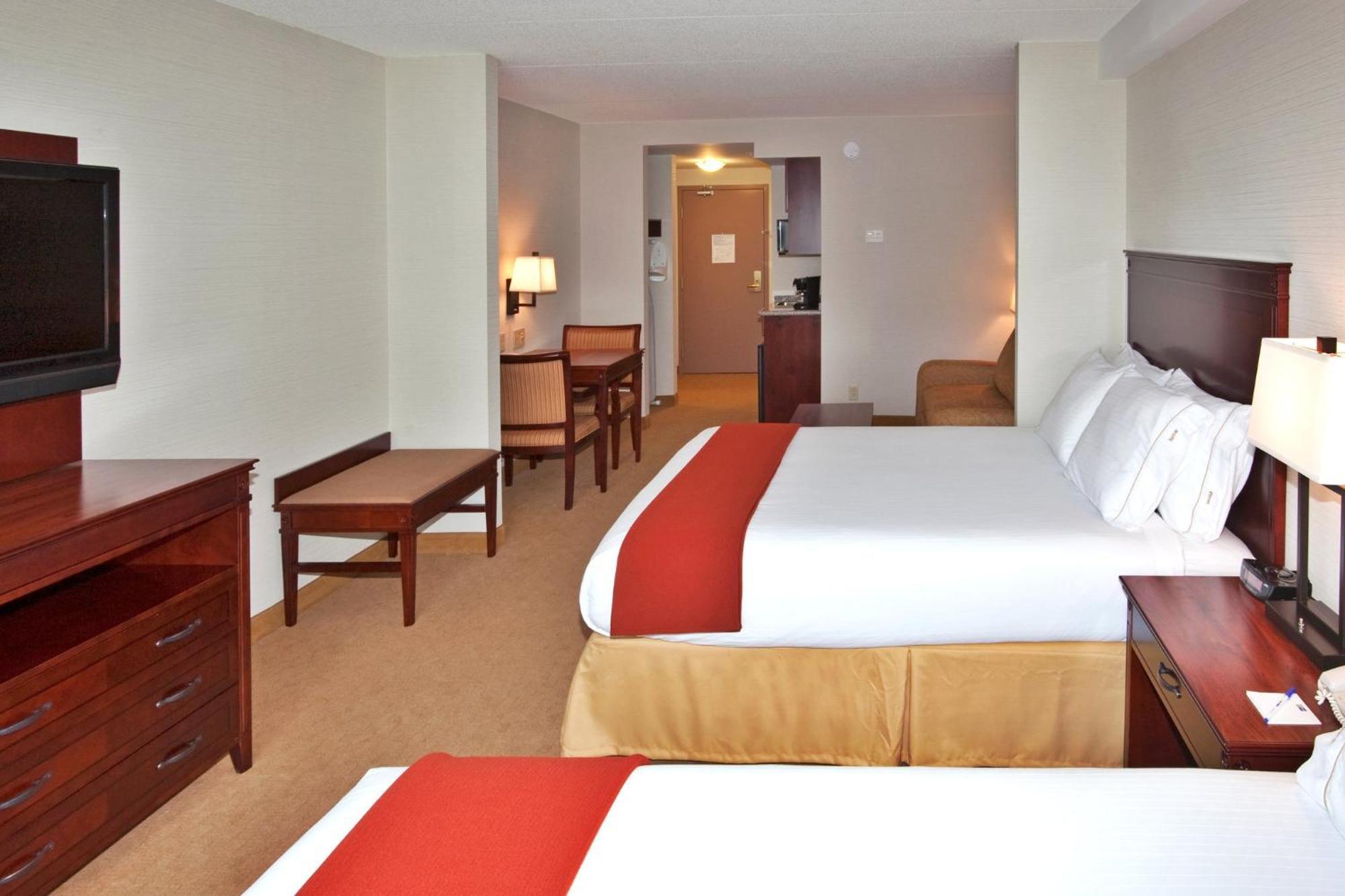 Holiday Inn Express Hotel & Suites Brockville By Ihg Ngoại thất bức ảnh