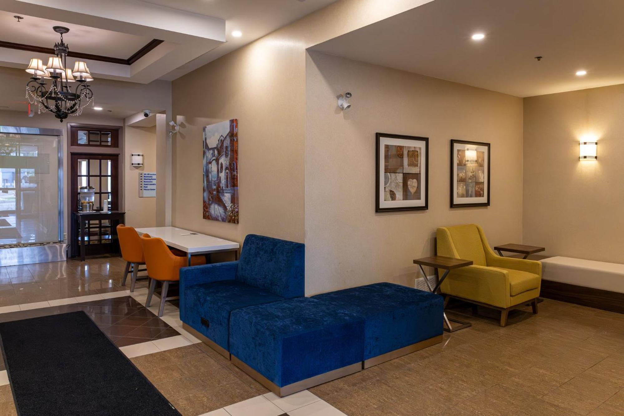 Holiday Inn Express Hotel & Suites Brockville By Ihg Ngoại thất bức ảnh