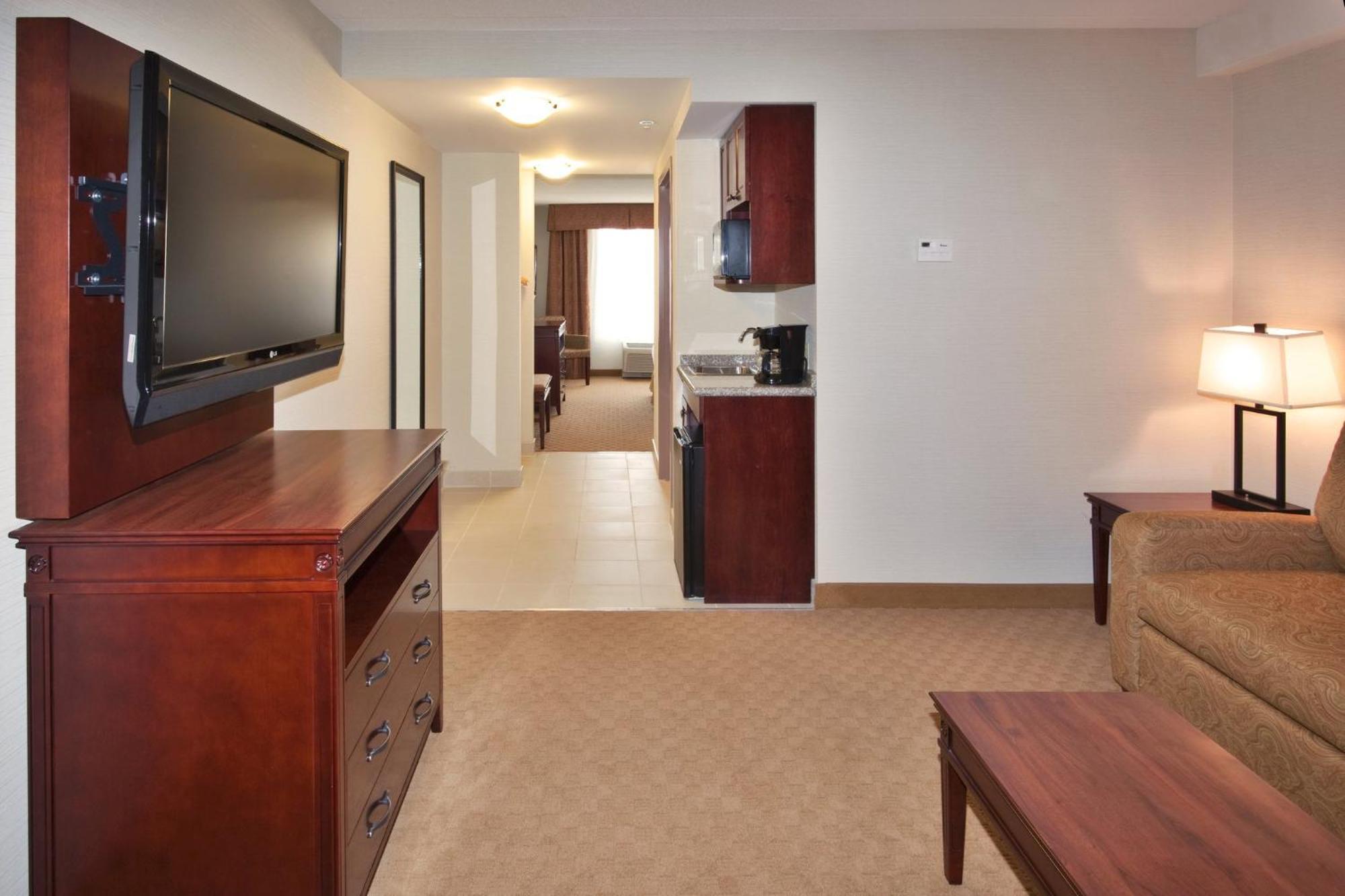 Holiday Inn Express Hotel & Suites Brockville By Ihg Ngoại thất bức ảnh